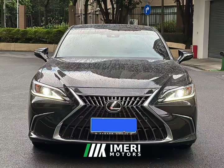 Lexus ES 200 Excellence Edition