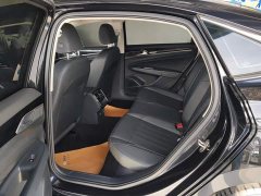 Volkswagen Passat 2024 280TSI Business Edition - ფოტო 11