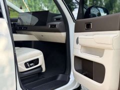 Li Auto Li Xiang MEGA Ultra - ფოტო 17
