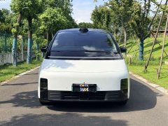Li Auto Li Xiang MEGA Ultra - ფოტო 2