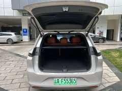 Li Auto L6 2024 Pro - ფოტო 8
