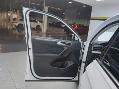 Volkswagen Tiguan L Plug-in Hybrid 2023 430PHEV Plug-in Hybrid Premium Edition - ფოტო 7