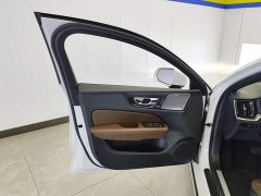 Volvo S60 B4 Smart Luxury Edition - ფოტო 7