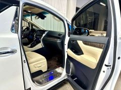 Toyota Vellfire Crown Hybrid 2.5L HV Luxury Edition - ფოტო 8