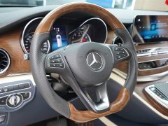 Mercedes-Benz V-Class 2022 V 260 L Long Wheelbase Luxury Edition - ფოტო 7