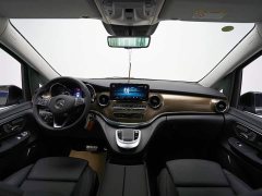 Mercedes-Benz V-Class 2022 V 260 L Long Wheelbase Luxury Edition - ფოტო 13