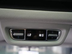 Mercedes-Benz V-Class 2022 V 260 L Long Wheelbase Luxury Edition - ფოტო 19