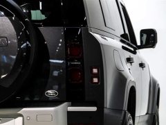 Land Rover Defender 110 3.0T P400 Dark Edition - ფოტო 11