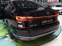 Volkswagen Passat Outstanding Edition 380TSI Dragon Ascendant Version - ფოტო 20