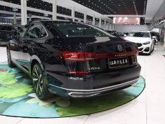 Volkswagen Passat Outstanding Edition 380TSI Dragon Ascendant Version - ფოტო 4
