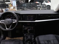 Volkswagen Passat Outstanding Edition 380TSI Dragon Ascendant Version - ფოტო 9