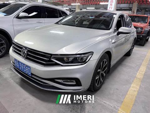 2021 Volkswagen Magotan 330TSI DSG 30th Anniversary Edition - автомобиль из Китая