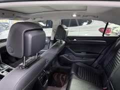 Volkswagen Magotan 330TSI DSG 30th Anniversary Edition - ფოტო 13
