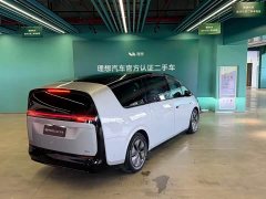 Li Auto Li Xiang MEGA Ultra - ფოტო 4