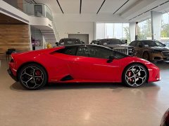 Lamborghini Huracán 2020 Huracán EVO RWD - ფოტო 4