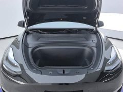 Tesla Model Y Long Range All-Wheel Drive - ფოტო 10