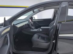 Tesla Model Y Long Range All-Wheel Drive - ფოტო 9