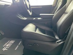 Tesla Model Y 2023 Rear-Wheel Drive - ფოტო 9