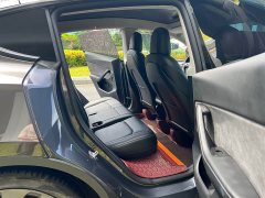 Tesla Model Y Performance All-Wheel Drive - ფოტო 11