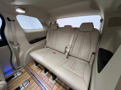 Buick GL8 Land Executive Cabin 652T Luxury - ფოტო 17