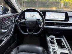 Chery Arrizo 8 High-Performance Edition 2.0T DCT - ფოტო 15
