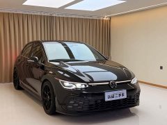 Volkswagen Golf GTI 380TSI DSG GTI - ფოტო 3