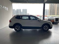 Volkswagen Tiguan L 330TSI Automatic Two-Wheel Drive Comfort Edition - ფოტო 7