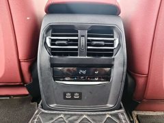 BMW 3 Series 2024 320i M Sport Package - ფოტო 20