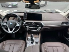 BMW 5 Series New Energy Facelift 535Le Luxury Package - ფოტო 9