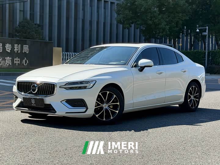 Volvo S60 T4 Inscription Luxury