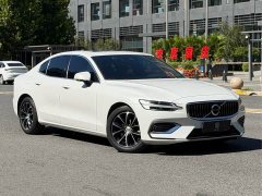 Volvo S60 2020 T4 Inscription Luxury - ფოტო 3