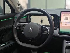 AITO Wenjie M5 Extended Range AWD Ultimate Edition - ფოტო 10