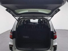 Honda Elysion 2019 2.0L Hybrid Luxury - ფოტო 16