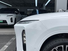 NIO ES8 Six-Seat Executive Signature Edition - ფოტო 11