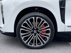 NIO ES8 Six-Seat Executive Signature Edition - ფოტო 12