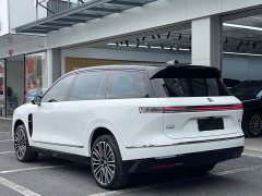 NIO ES8 Six-Seat Executive Signature Edition - ფოტო 6