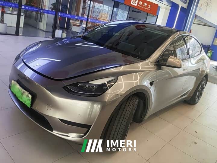 Tesla Model Y Facelift Rear-Wheel Drive