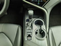 Toyota Camry 2.5G Luxury Edition - ფოტო 13