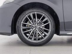 Toyota Camry 2.5G Luxury Edition - ფოტო 17