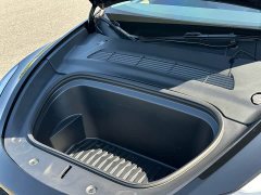 Tesla Model Y Rear-Wheel Drive - ფოტო 4