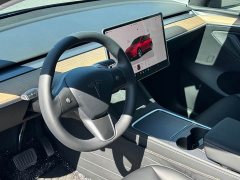Tesla Model Y Rear-Wheel Drive - ფოტო 8