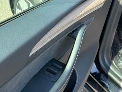 Tesla Model Y Rear-Wheel Drive - ფოტო 9