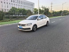 Volkswagen Santana 1.5L Manual Fashion Edition - ფოტო 1