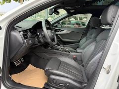 Audi A4L 40 TFSI quattro Luxury Dynamic - ფოტო 4