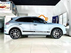 Porsche 2020 Cayenne Turbo 4.0T - ფოტო 13