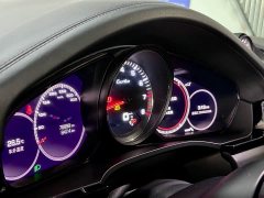 Porsche 2020 Cayenne Turbo 4.0T - ფოტო 16