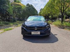 Volkswagen Passat 330TSI Starry Sky Elite - ფოტო 1