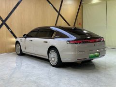 Porsche Zun S800 Extended Range Starlight Executive 4-Seater (896-line LiDAR) - ფოტო 6