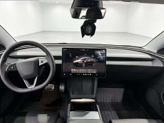 Tesla Model 3 High Performance All-Wheel Drive - ფოტო 3