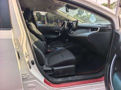 Toyota Corolla Hybrid 1.8L E-CVT Elite - ფოტო 12